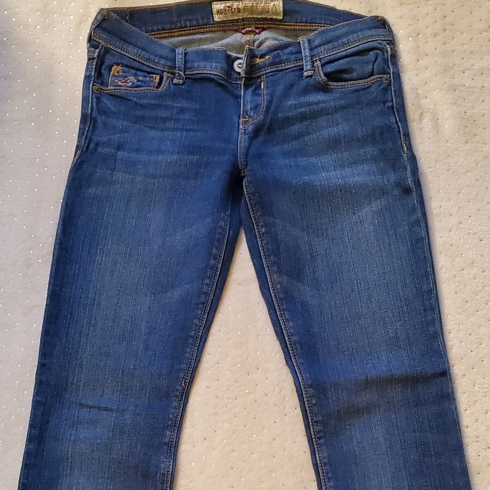 Hollister straight leg capri dark wash jeans size 1